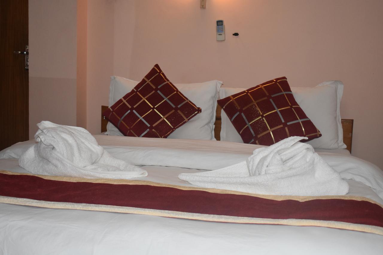 Festoon Hotel Kathmandu Bagian luar foto