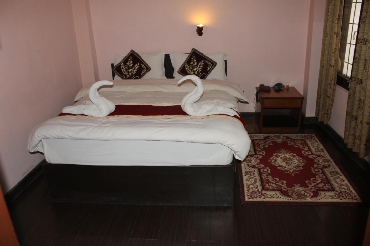 Festoon Hotel Kathmandu Bagian luar foto