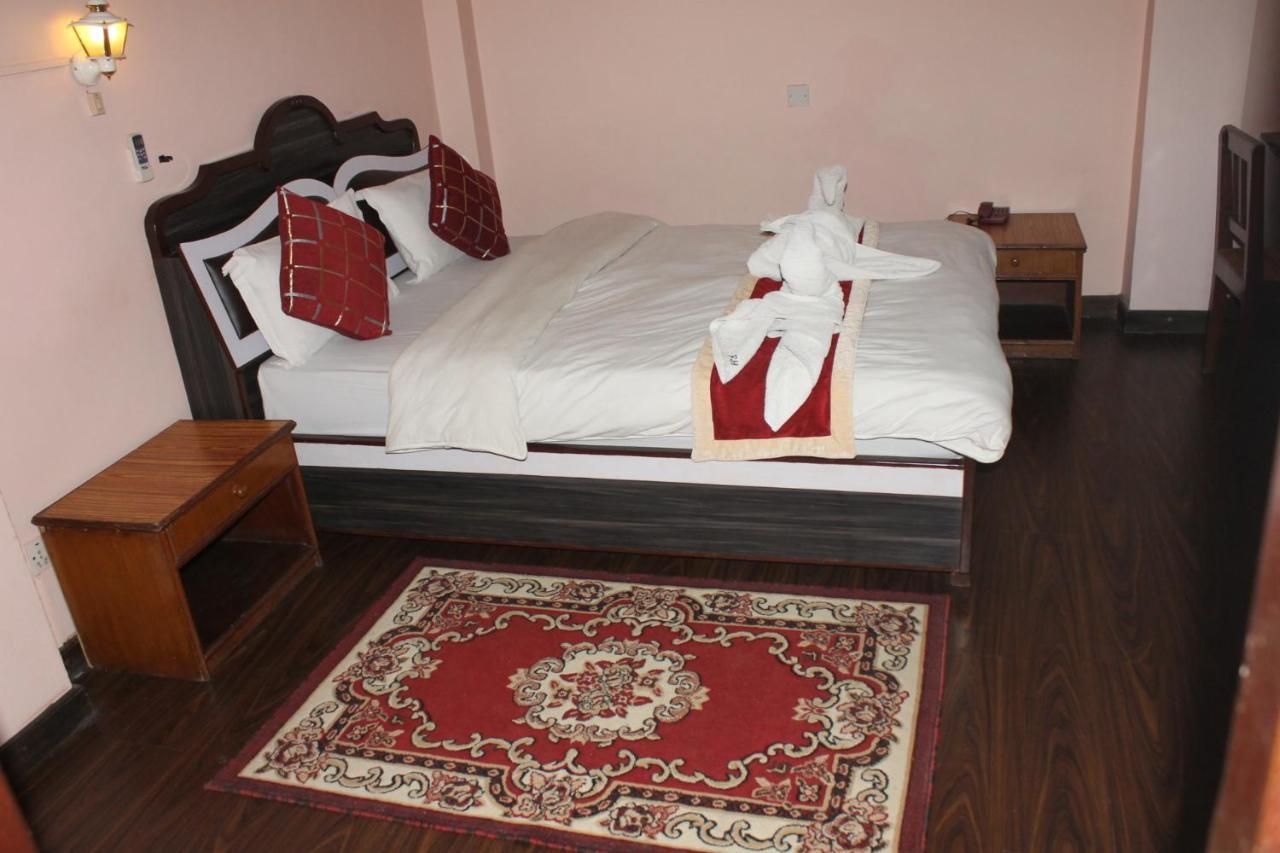 Festoon Hotel Kathmandu Bagian luar foto