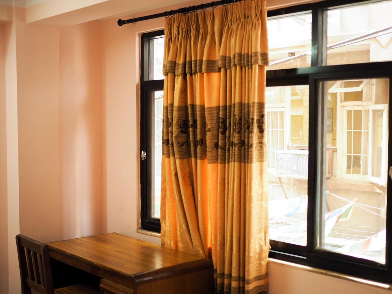 Festoon Hotel Kathmandu Bagian luar foto