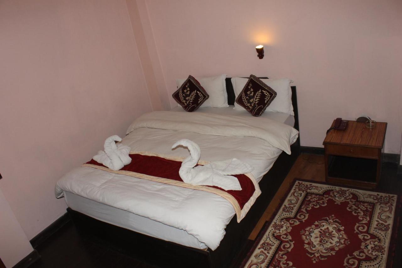 Festoon Hotel Kathmandu Bagian luar foto