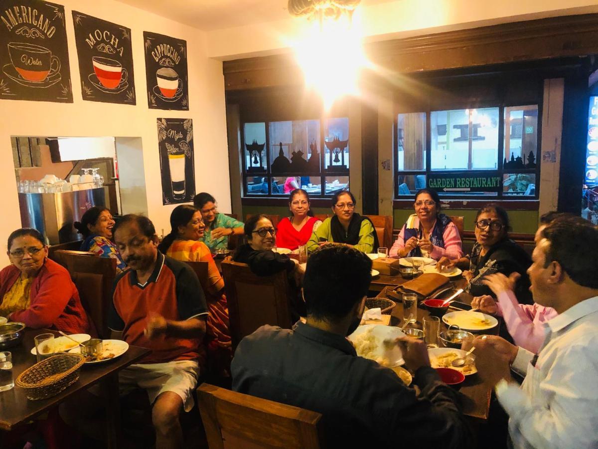 Festoon Hotel Kathmandu Bagian luar foto